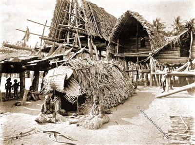 Trauernde und Totenhaus in Kalo, Papua-Neuguinea Trauernde, Totenhaus, Kalo, Papua-Neuguinea, J. W. Lindt, Kolonialismus