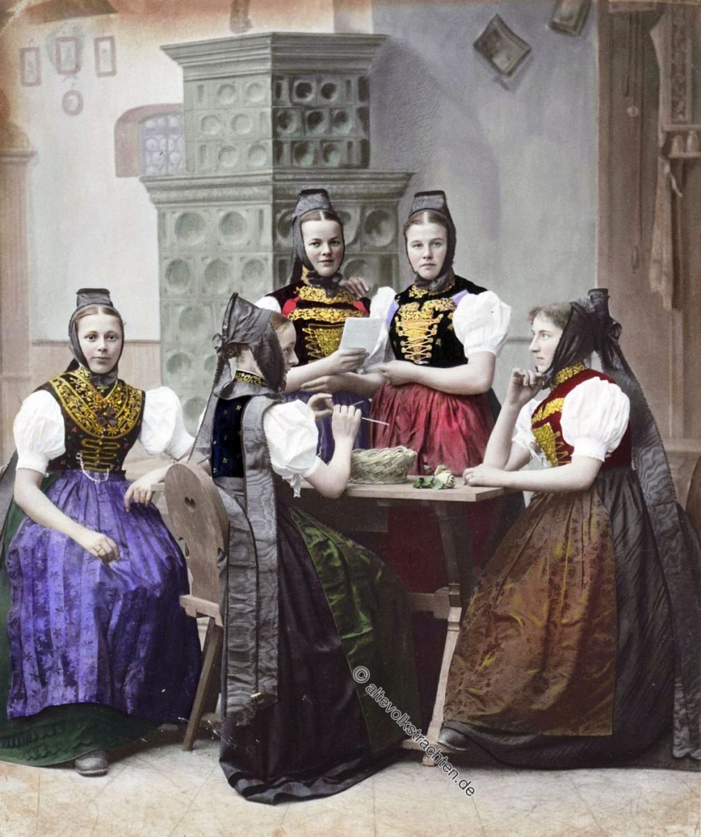 Tracht, Titisee-Neustadt, Schwarzwald, Schwarzwälderinnen, Neustadt, Volkstrachten, Volkstrachtenverein,